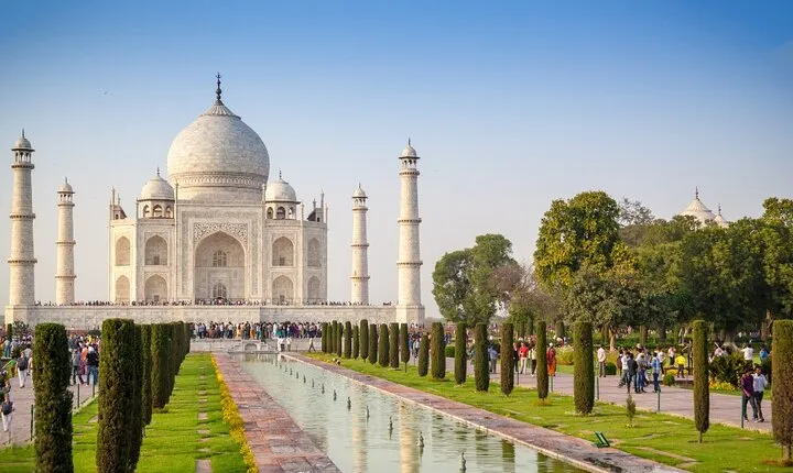 All Inclusive Private Taj Mahal Luxury Tour from Delhi by Car