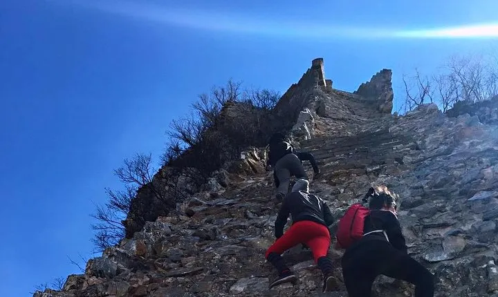 All Inclusive Private Challenge Trekking at Beijing Knot and Flying Eagle Tower