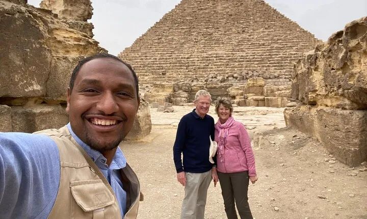 Giza pyramids Private Archaeological and Historical Guided Tour