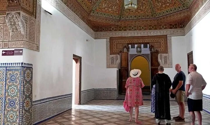Private Photo Session in the Cult Places of Marrakech