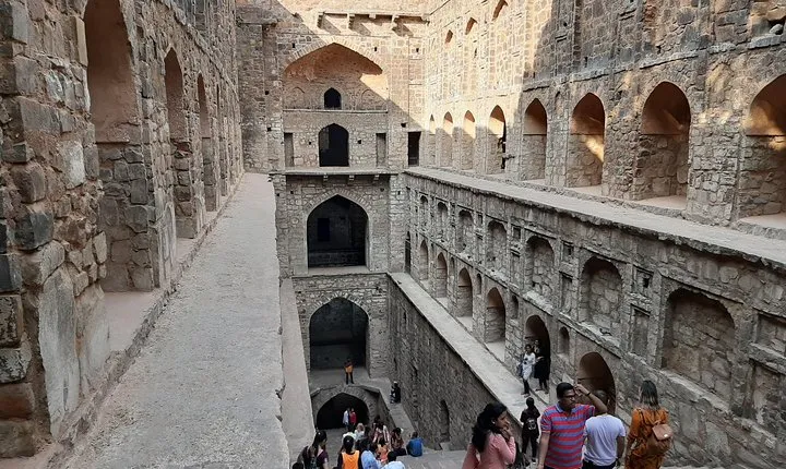 Delhi Stepwells Havelis and Local Bazzars