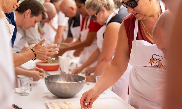Share your Pasta Love: Small group Pasta and Tiramisu class in Mantua