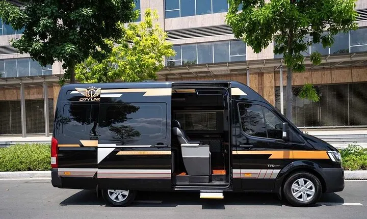 Shared Transfer Hanoi - Halong (And Vice Versa) By Limousine Car