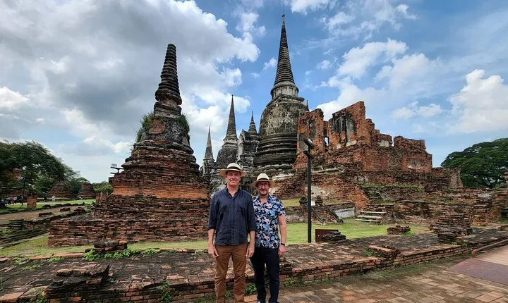 Private Floating Market and Historical Ayutthaya Sightseeing Tour