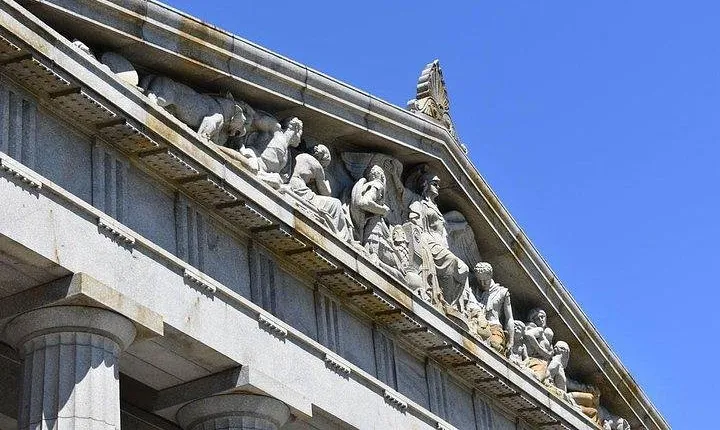 Melbourne Cathedrals and Parklands tour