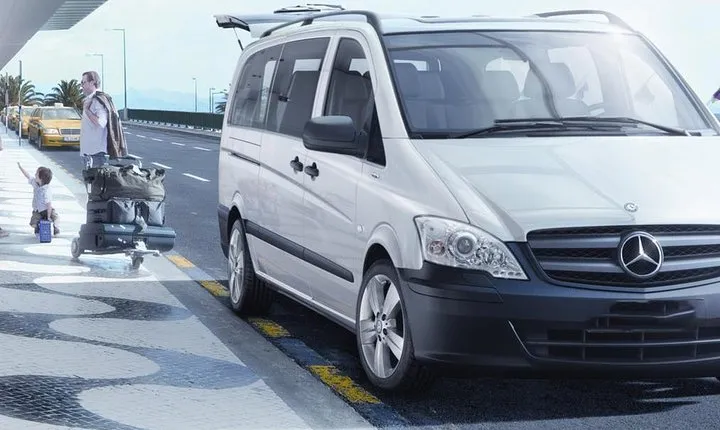 Private Transfer: Casablanca Airport to Marrakech