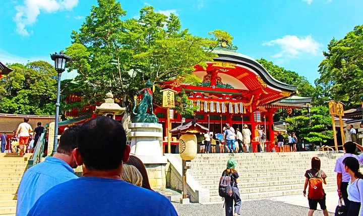 Fushimi Inari Shrine: Explore the 1,000 Torii Gates on an audio walking tour