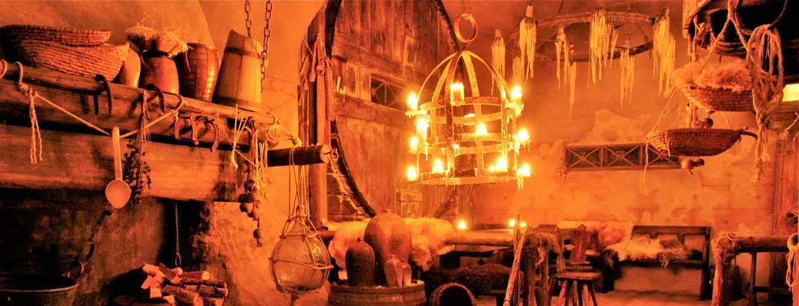 Prague medieval dinner with unlimited drinks