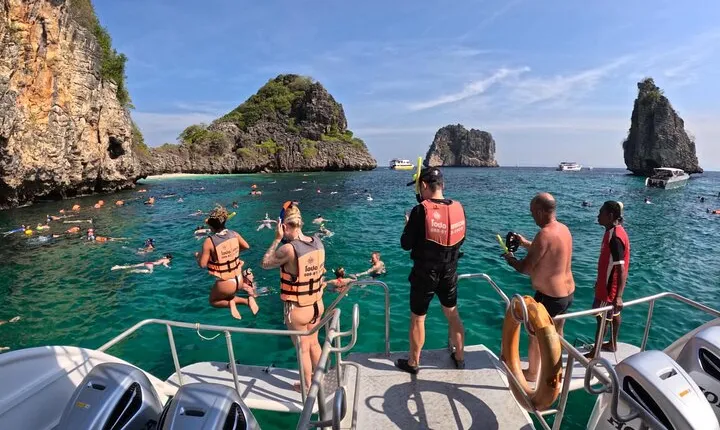 "Koh Rok&Koh Haa-The Queen of Andaman" Day tour by Opal Travel