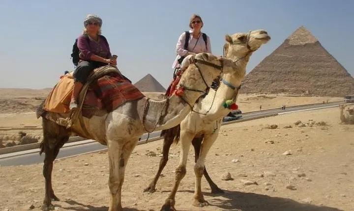 Full-Day Cairo Highlights Private Tour from Hurghada by Road
