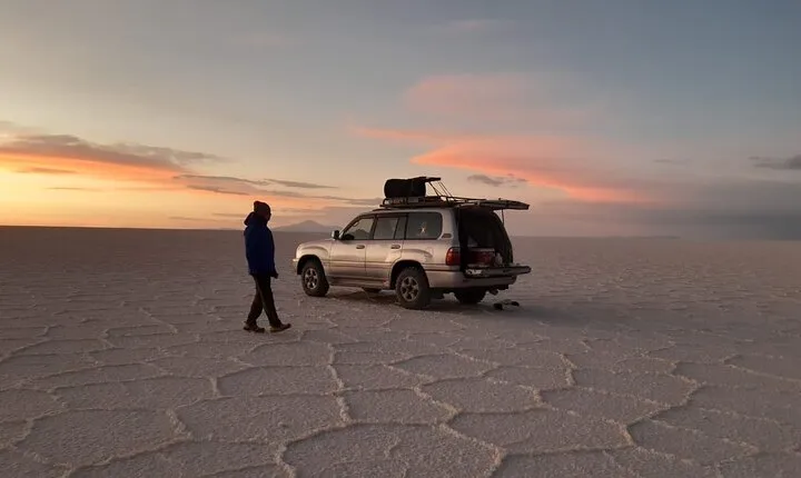Visit to Uyuni Salt Flats and Cave of Mummies in One Day