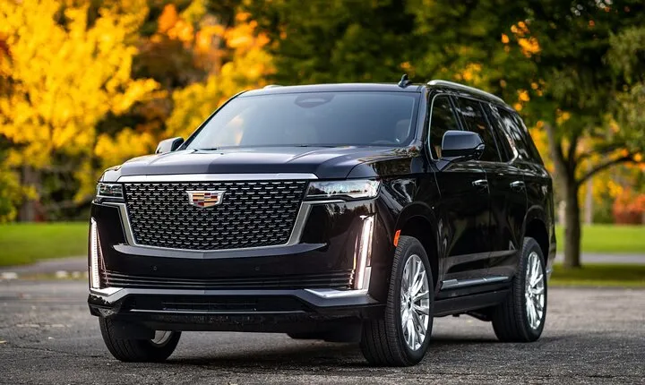Luxury SUV 4-Hours Sightseeing Tour in Chicago DT Hourly Service 