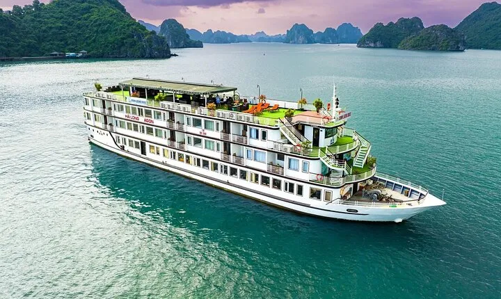 Crown Legend Cruise (4 Star Cruise Recommended 2 Day 1 Night)