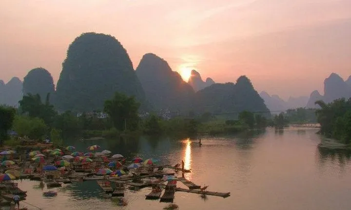 6-Day Private Tour from Beijing to Guilin,Longji Rice Terraces and Yangshuo