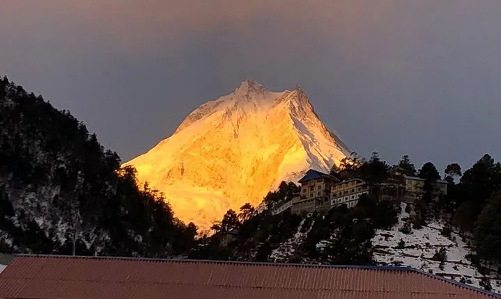 Manaslu Circuit Trekking - 17 Days