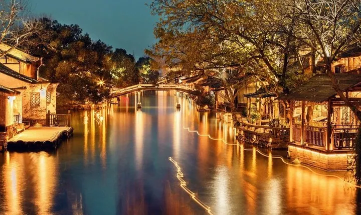 Private Night Tour to Wuzhen Water Town from Hangzhou