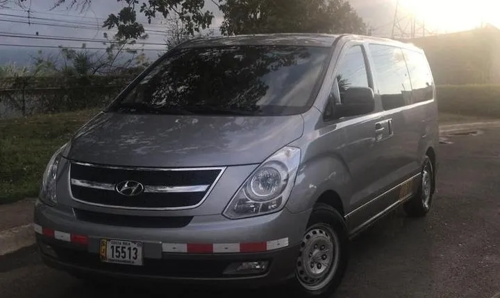 La Fortuna Private Transfer to San Jose Airport 