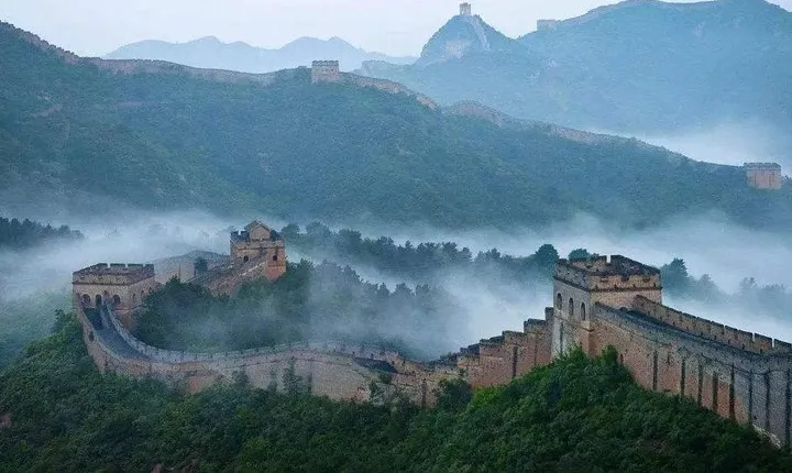 Beijing Private Tour to Jinshanling Great Wall with Authentic Chinese Lunch