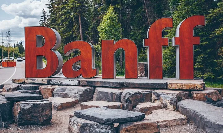 2 Days Rocky Tour | Banff + Yoho National Park | YYC 