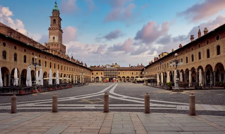 VIP Experience to Pavia and Vigevano
