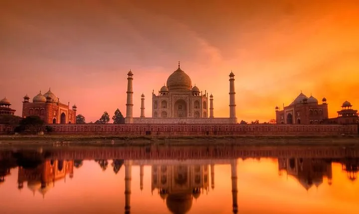 Private Taj Mahal and Agra Day Tour From Delhi by Private AC Car