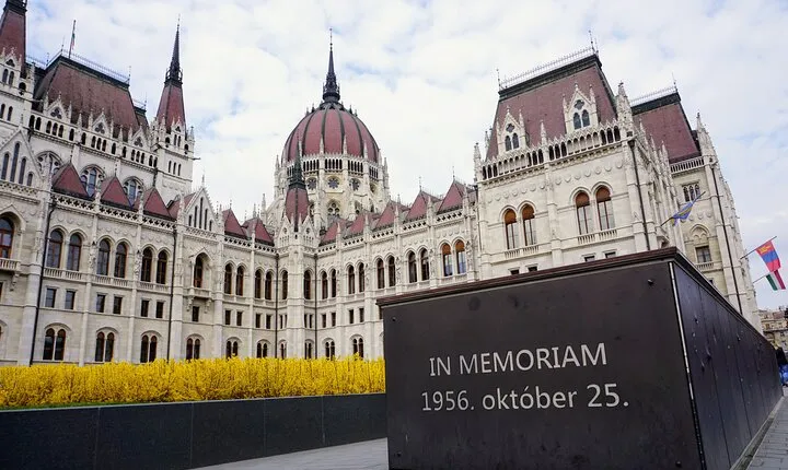 Budapest 20th Century Historical Walking Tour
