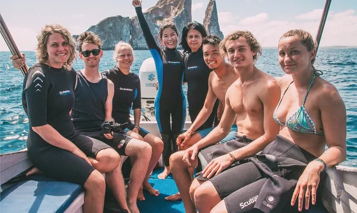 Full-day Adventure Tour at Kicker Rock (León Dormido)