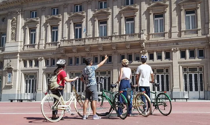 Bike tour the city center and Puerto Madero, mate included