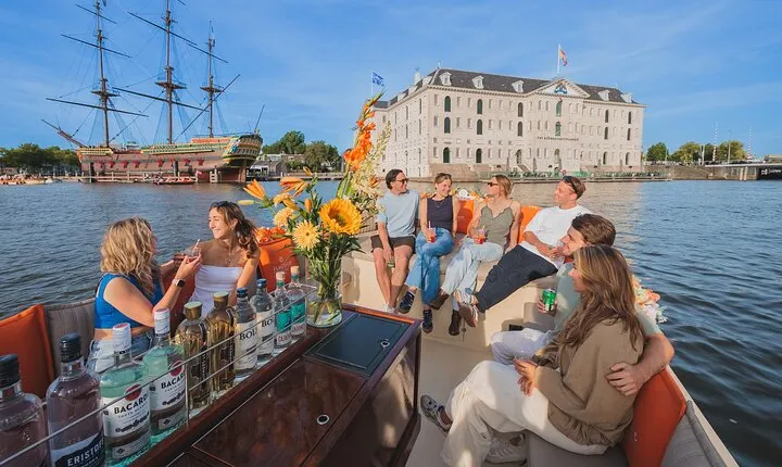Amsterdam: Luxury Canal Cruise with Unlimited Drinks Option