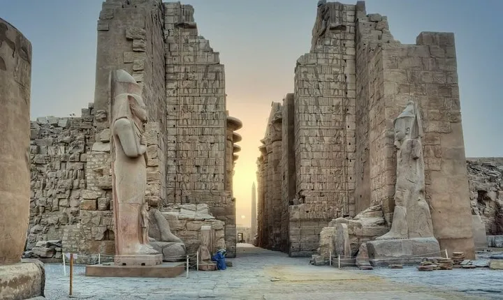 Luxor Day Tour visit East and West Nile Banks