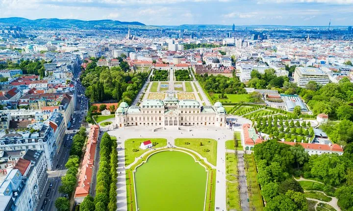 Hire Photographer, Professional Photo Shoot - Vienna