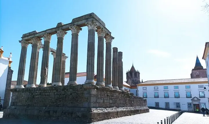 Private Tour From Lisbon: Évora, Wine Tasting & Monsaraz Village