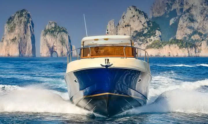 Tour Privato di Capri in Barca 