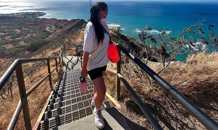 Diamond Head and Manoa Falls Hike and Adventure Tour