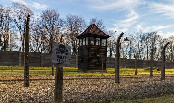 Guided Private Tour to Auschwitz Birkenau & Krakow from Wroclaw