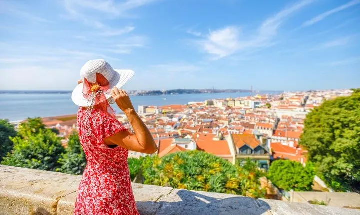 Lisbon Sightseeing & Sintra Village