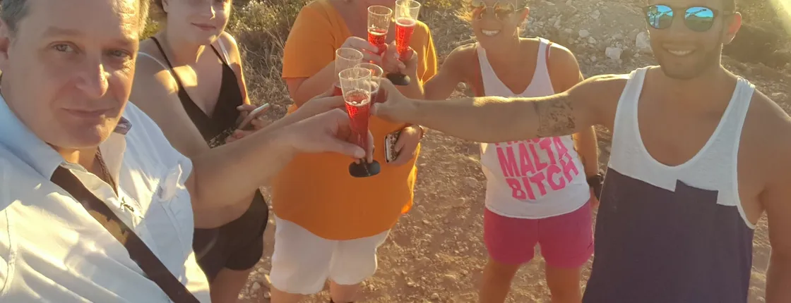 Sunset guided Jeep tour with dinner from Albufeira