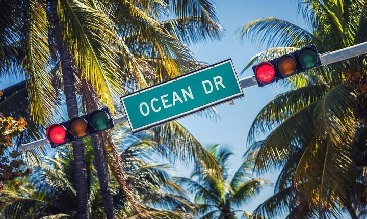 Coming to Miami?! START HERE! Best of Miami in a day Tour!
