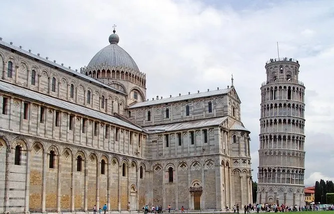 Why does the "tower" hang?