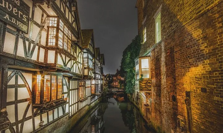 Canterbury Tour App, Hidden Gems Game and Big Britain Quiz (1 Day Pass) UK