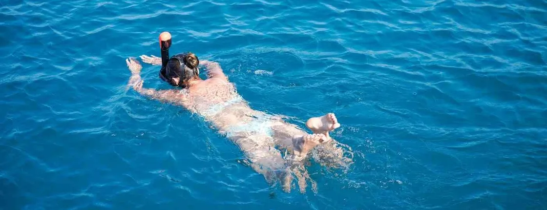 Catamaran cruise with swimming stops in the Serra Gelada from Altea