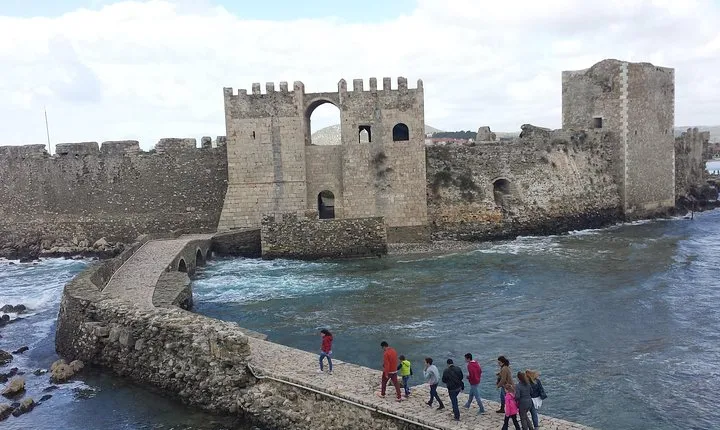 Private Day Trip to Pylos and Methoni from Kalamata (Price per Group)