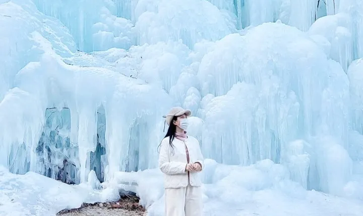 Eobi Valley(Winter), Strawberry, Nami Island & Railbike fr Seoul