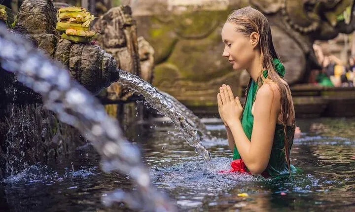Balinese Ritual Purification Tour