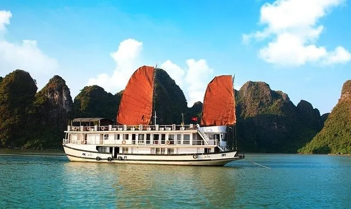 HA LONG BAY 2 DAYS 1 NIGHT - FANTASEA CRUISE 3-star