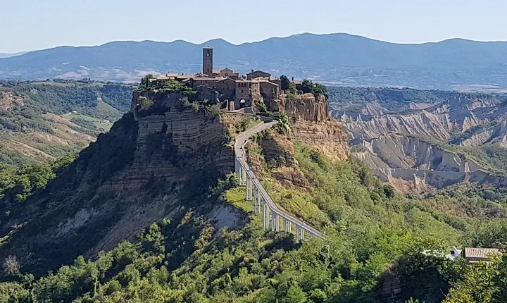 Tour to Civita di Bagnoregio and Orvieto, a Full Day from Rome