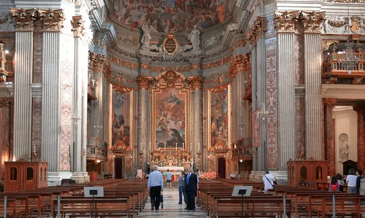 Vespa Tour THE SEVEN CHURCHES