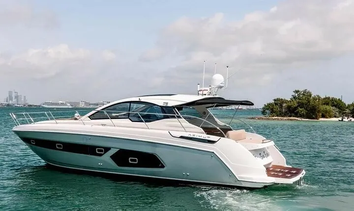 43' Azimut Yacht Charter Private Cruise with Captain & Stew