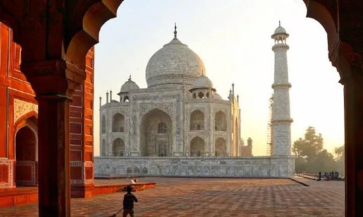 Same Day Delhi Agra Tour by Car - Explore Taj Mahal and Red Fort
