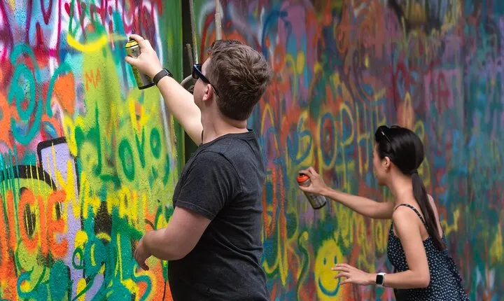 Wynwood Walls Admission and Official Spray Painting Experience